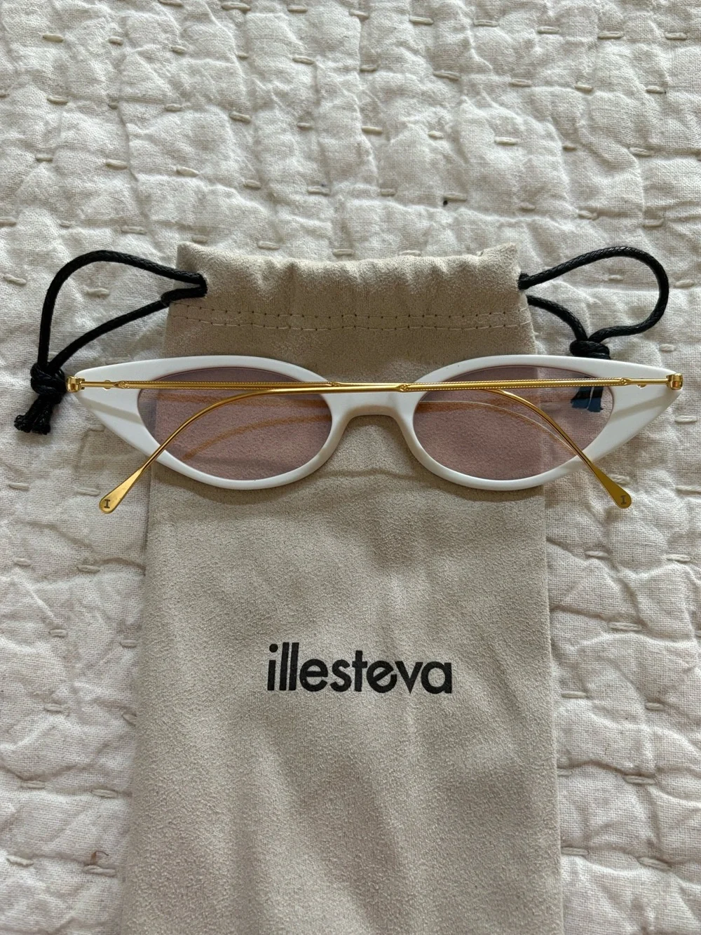 Illesteva White Cat-Eye Sunglasses with Pink Lenses